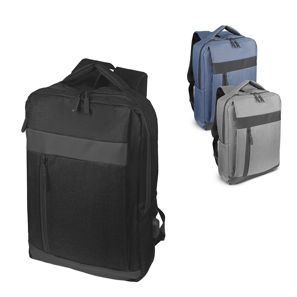 Parte externa: alças de mão e de ombro acolchoadas; 2 bolsos frontais — foto 1 de 8
