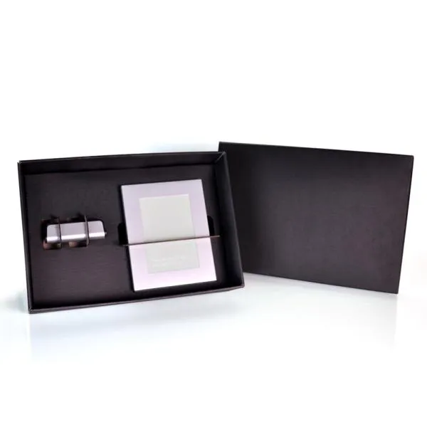 KIT CONJUNTO DE FERRAMENTAS E PORTA-RETRATO - 2 PÇS — foto 1 de 1
