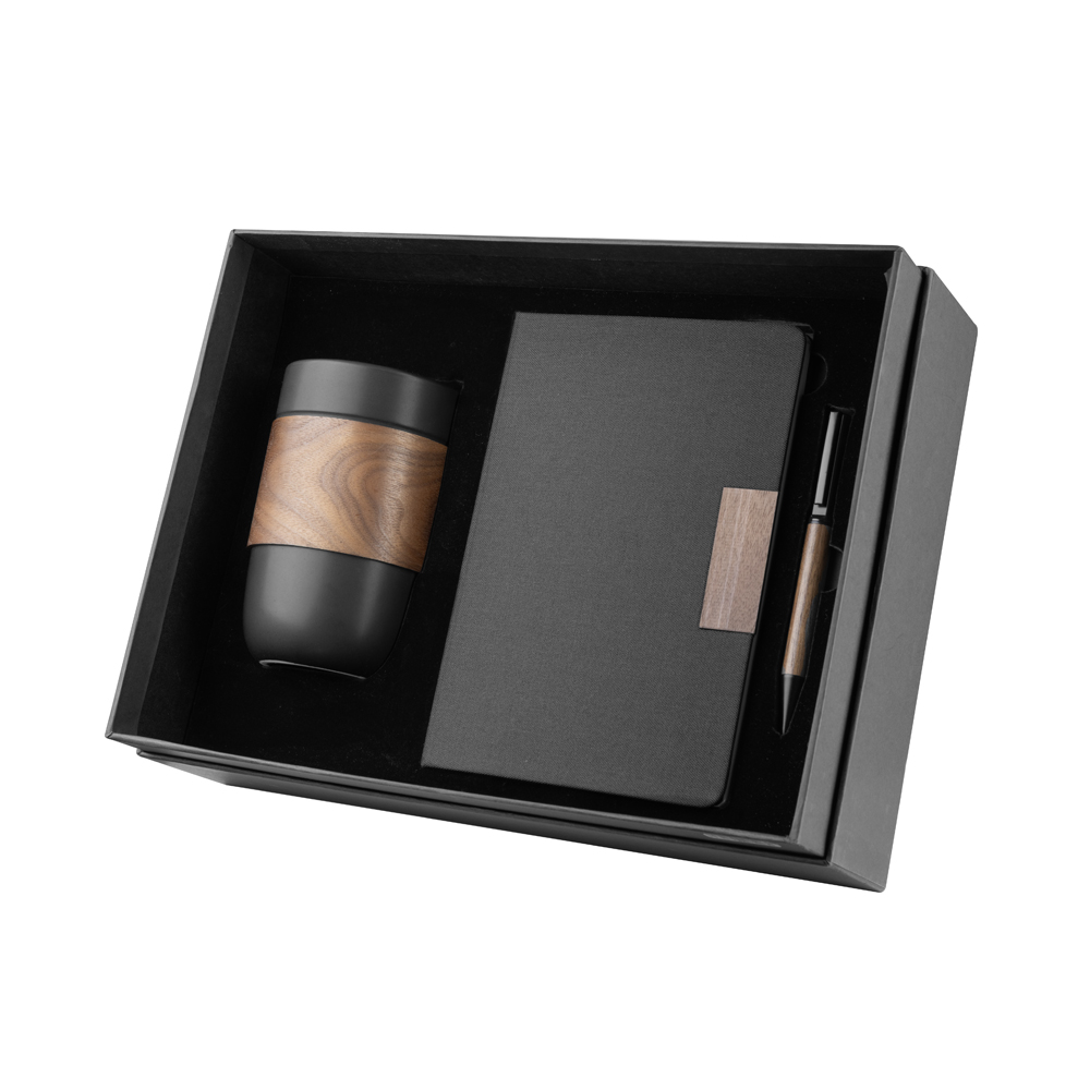 Kit escritório contendo caderno a5 em rpet com detalhes - 70g — foto 1 de 7