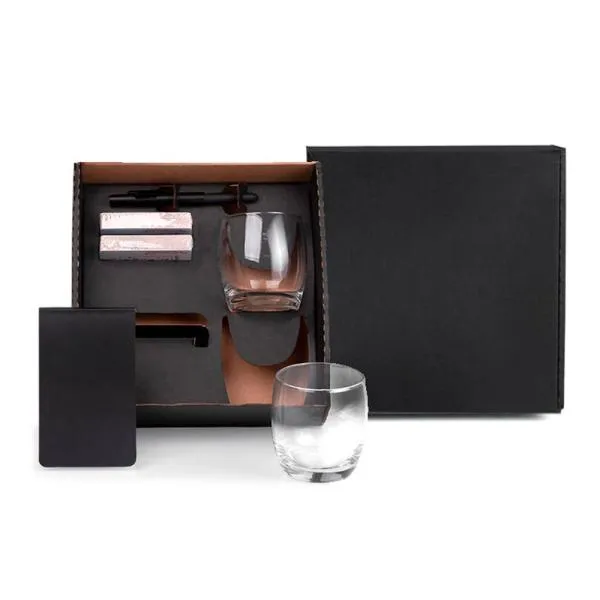 KIT WHISKY E JOGOS - 6 PÇS — foto 1 de 5