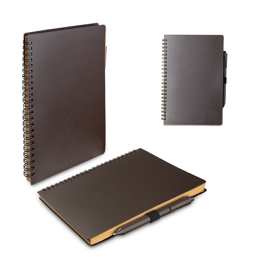 Caderno A5 Capa PP com Caneta — foto 1 de 9