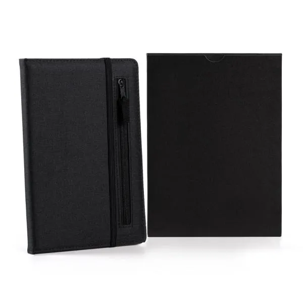 CADERNO FSC C/ PAUTA E ZÍPER - CAPA EM RPET PRETO - 14X21CM — foto 1 de 6