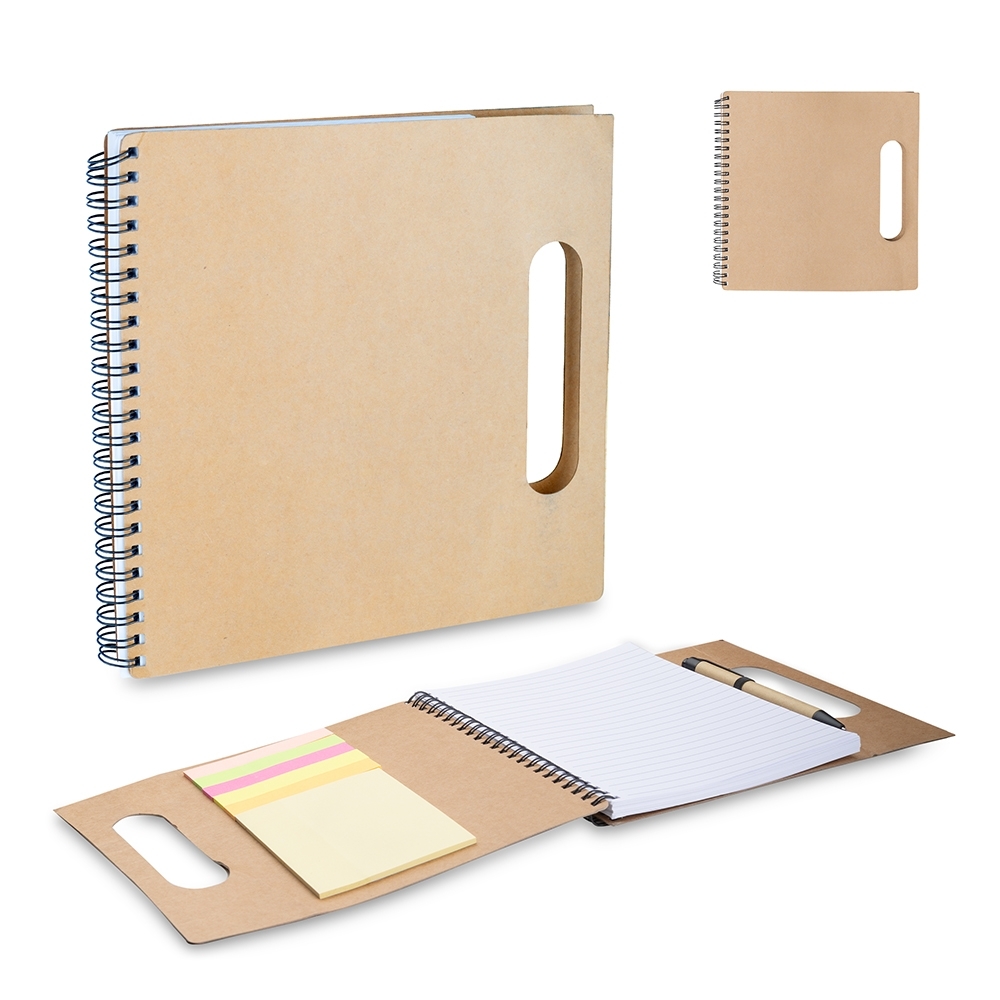 Caderno kraft com autoadesivos e caneta — foto 1 de 1